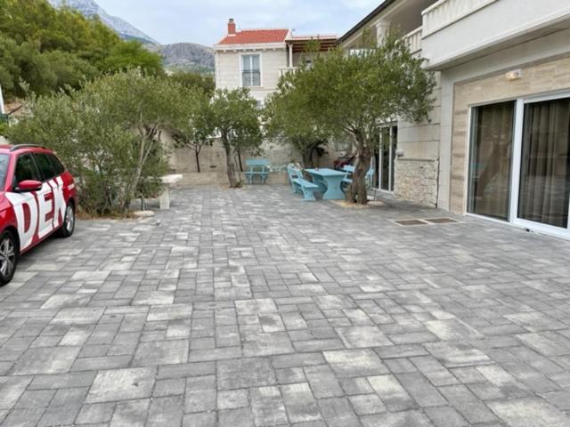 Villa Luce Mit Pool Makarska Exterior photo
